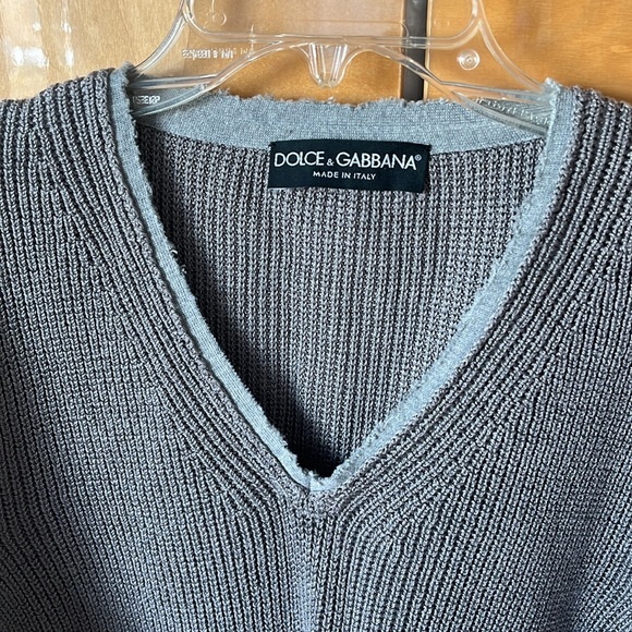 Dolce & Gabbana ribbed V neck sweater - Picture 4 of 10